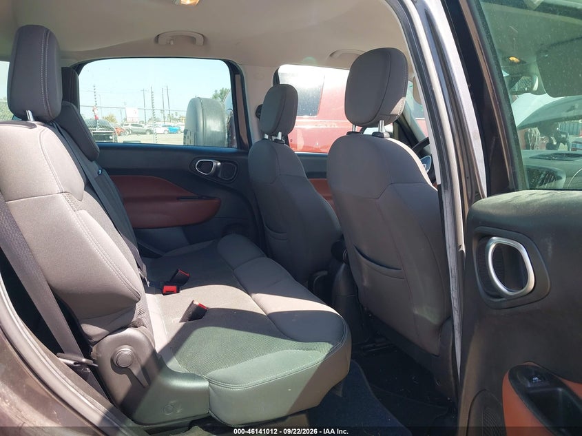 FIAT 500L 2014 VIN ZFBCFADH8EZ008421