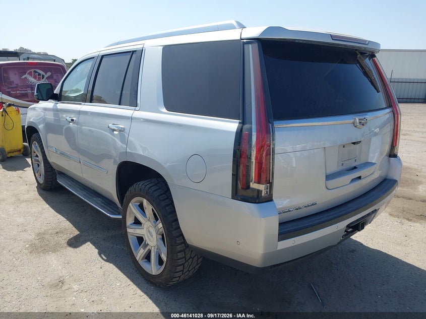 Vin: 1gys3bkj9hr360046, lot: 46640762, cadillac escalade luxury 20173