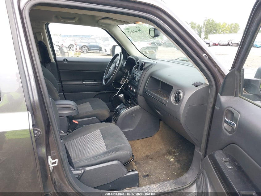 2017 JEEP PATRIOT auction photo 5