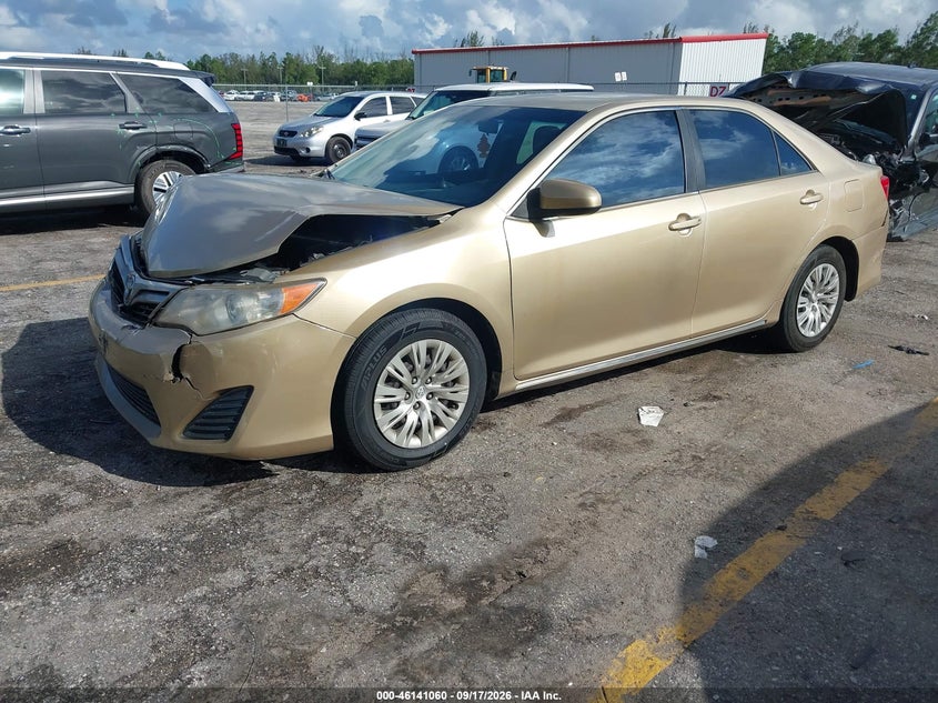 Vin: 4t4bf1fk9cr239597, lot: 46640794, toyota camry le 20122