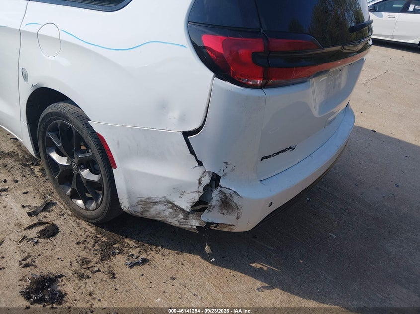 CHRYSLER PACIFICA 2025 VIN 2C4RC1GG7SR569850