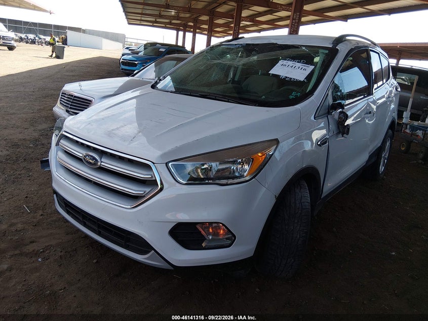 Vin: 1fmcu0gd8jub74057, lot: 46641050, ford escape se 20182