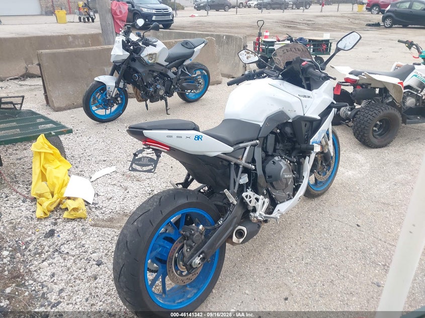 SUZUKI GSX800 2026