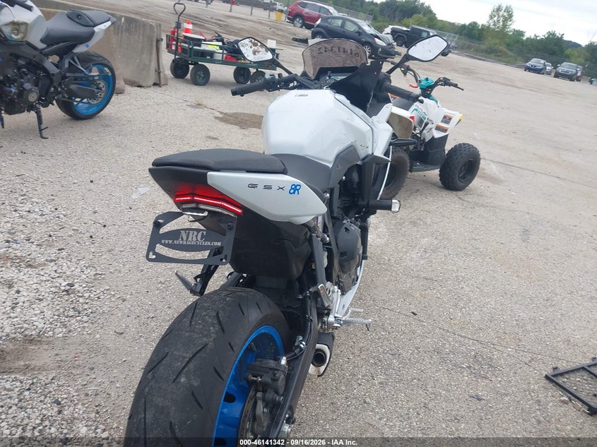 SUZUKI GSX800 2026