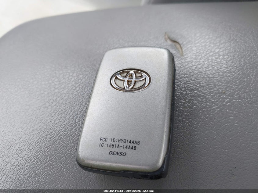 TOYOTA CAMRY HYBRID 2009 VIN 4T1BB46K89U095590