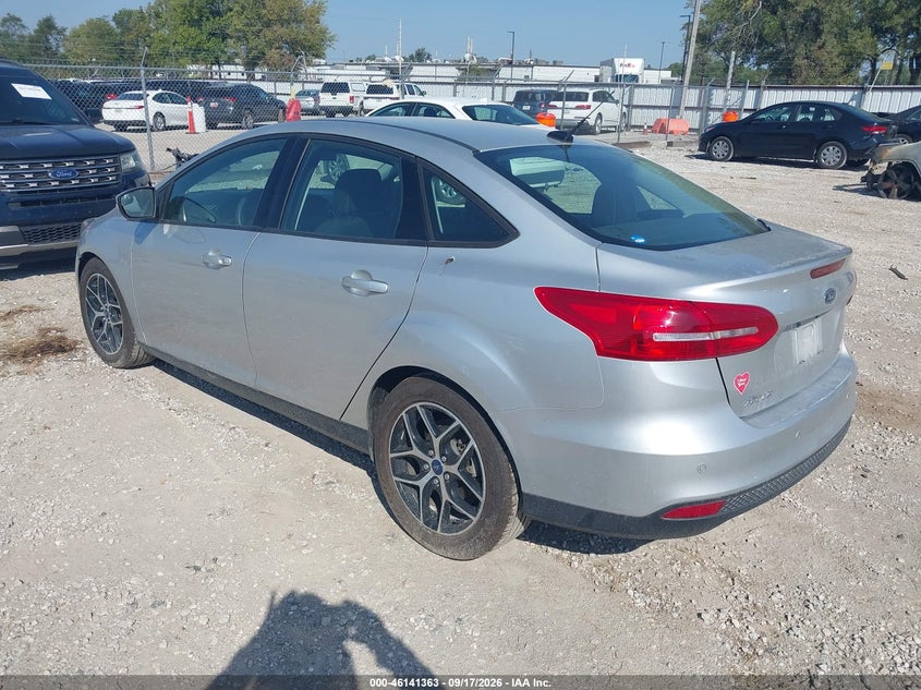 Vin: 1fadp3h26jl299326, lot: 46641097, ford focus sel 20183