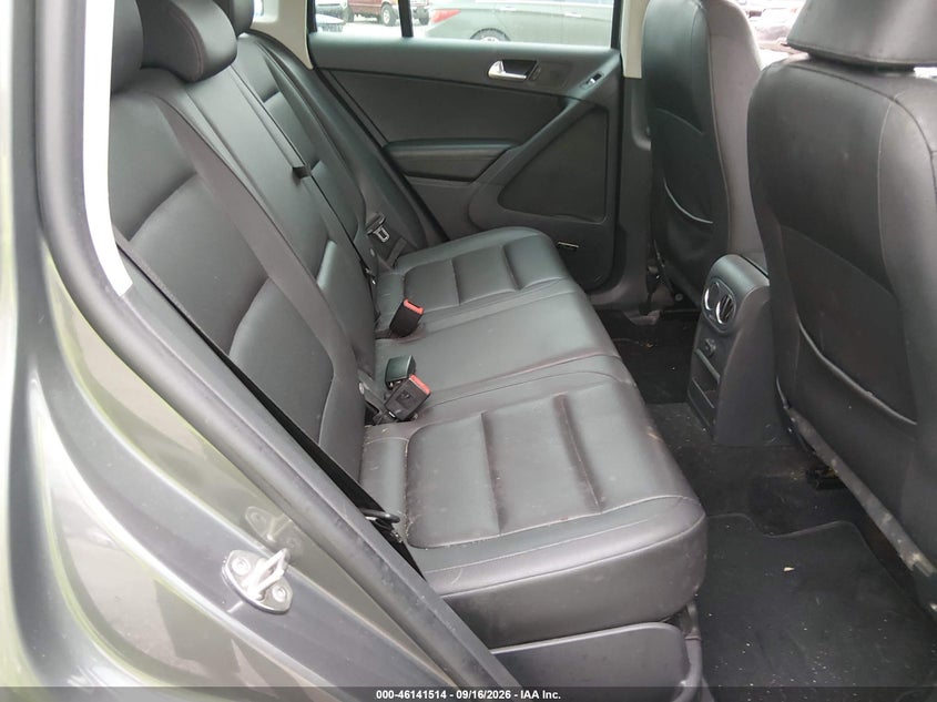 2014 VOLKSWAGEN TIGUAN auction photo 8