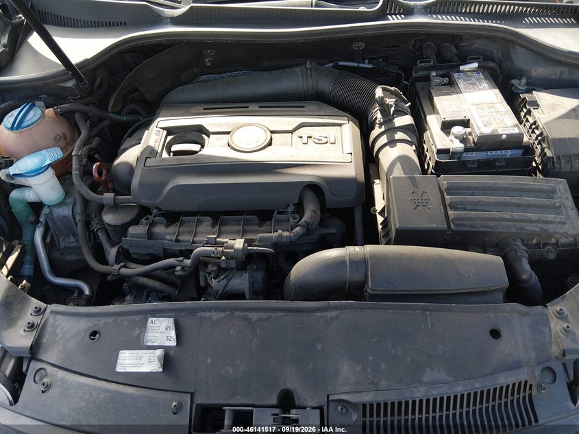 2012 VOLKSWAGEN GTI 4-DOOR · Фото 10