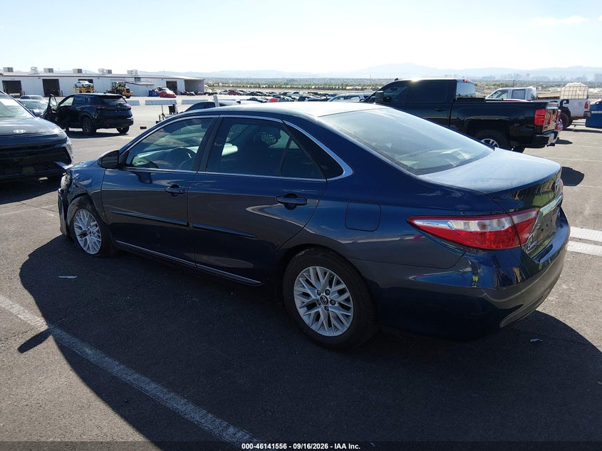 TOYOTA CAMRY - zdjęcie 3