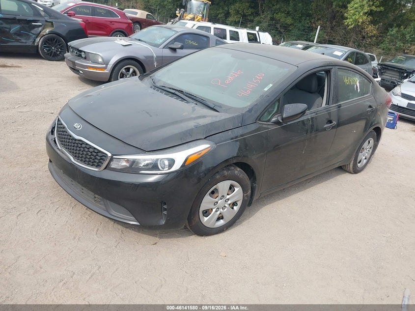 2017 KIA FORTE auction photo 2