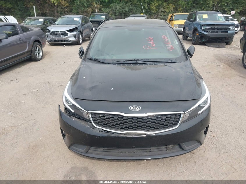 2017 KIA FORTE auction photo 6