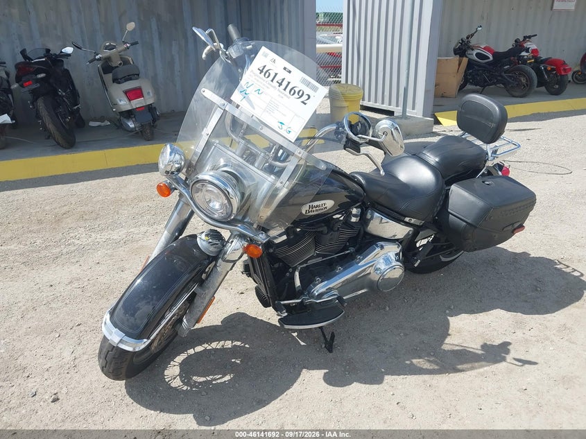 HARLEY-DAVIDSON FLHC 2021
