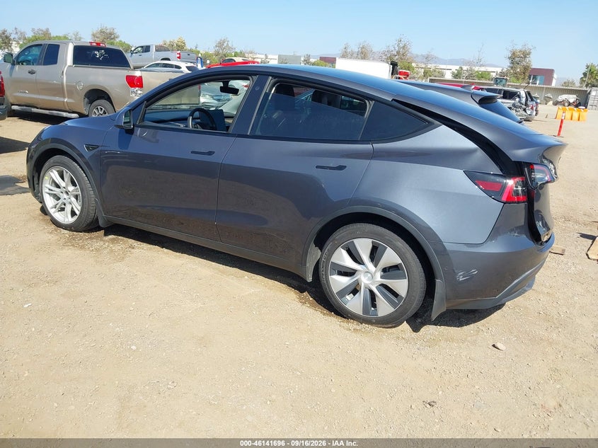 Vin: 5yjygdee6mf087386, lot: 46641430, tesla model y long range dual motor all-wheel drive 20213