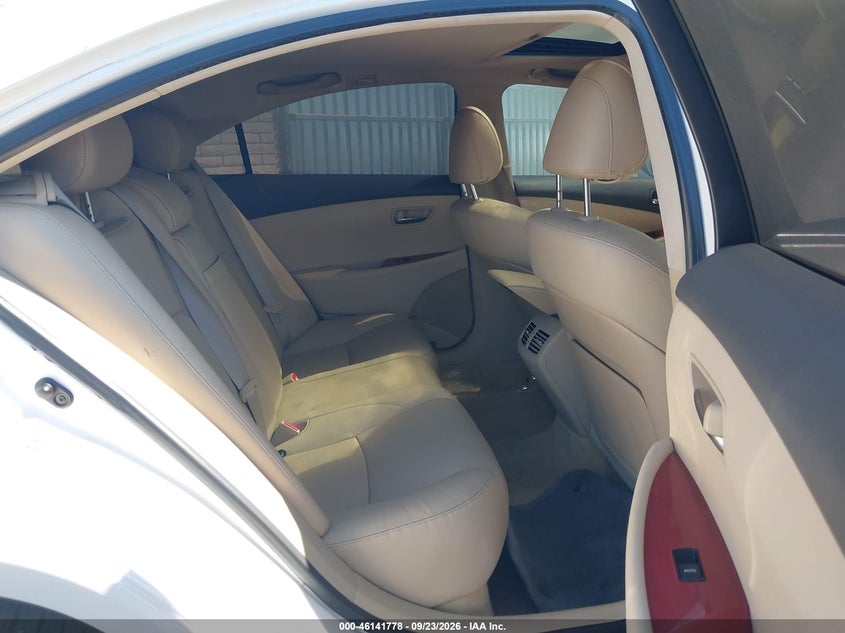2009 LEXUS ES 350 · Фото 8