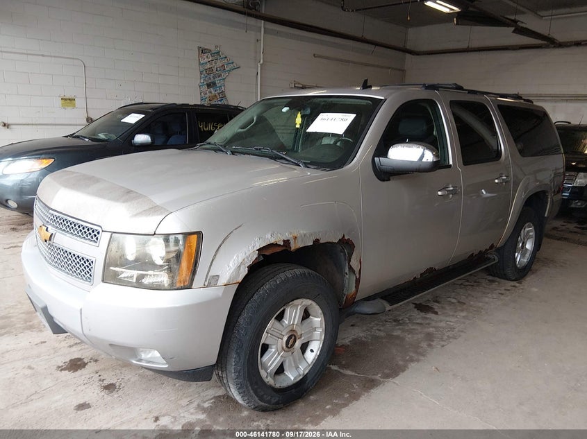 2008 CHEVROLET SUBURBAN 1500 auction photo 2