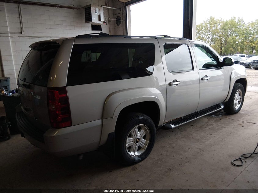 2008 CHEVROLET SUBURBAN 1500 auction photo 4
