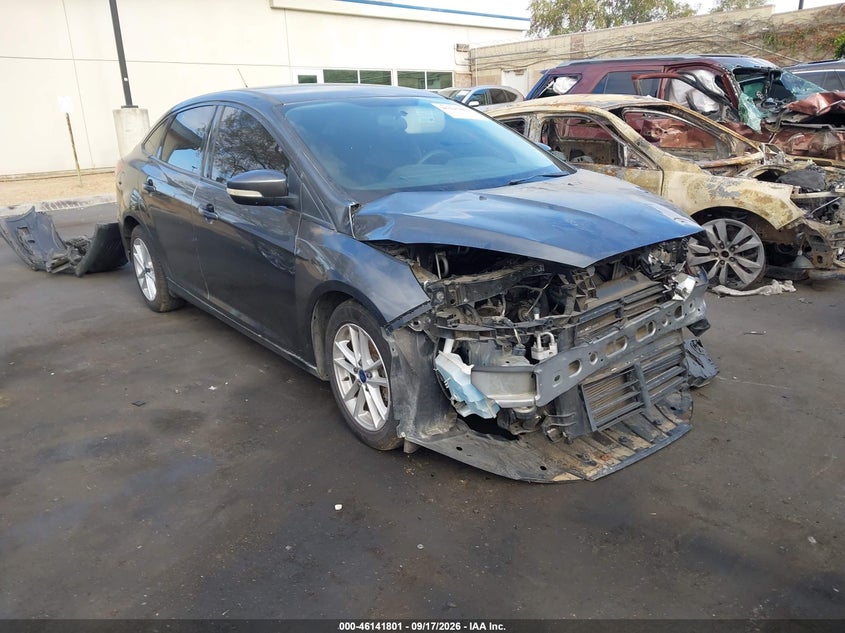 Vin: 1fadp3f27hl304594, lot: 46641535, ford focus se 2017 img_1