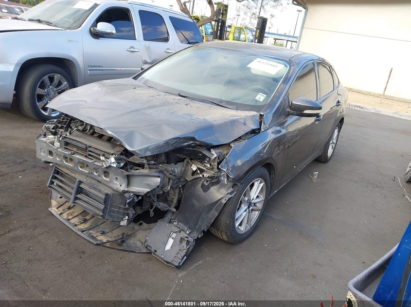 Vin: 1fadp3f27hl304594, lot: 46641535, ford focus se 20172