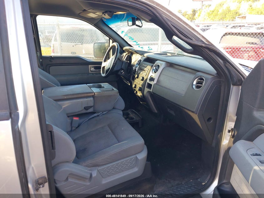 2011 FORD F-150 auction photo 5