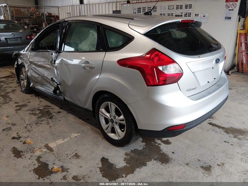 Vin: 1fadp3k24el360851, lot: 46641621, ford focus se 20143