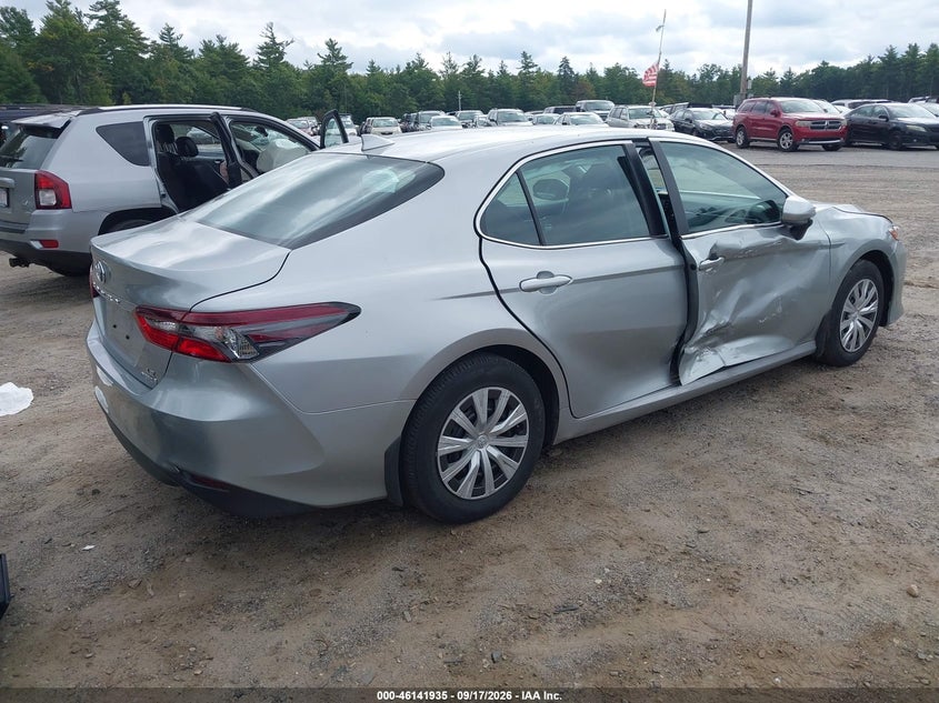 TOYOTA CAMRY - zdjęcie 4