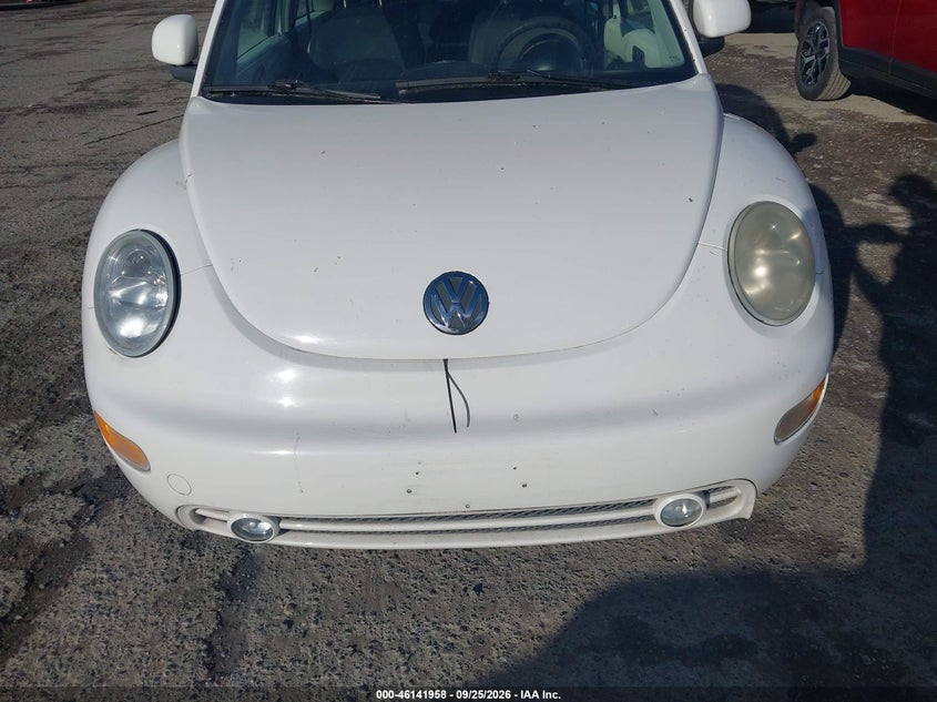 VOLKSWAGEN NEW BEETLE 2000 VIN 3VWCC21C2YM461960