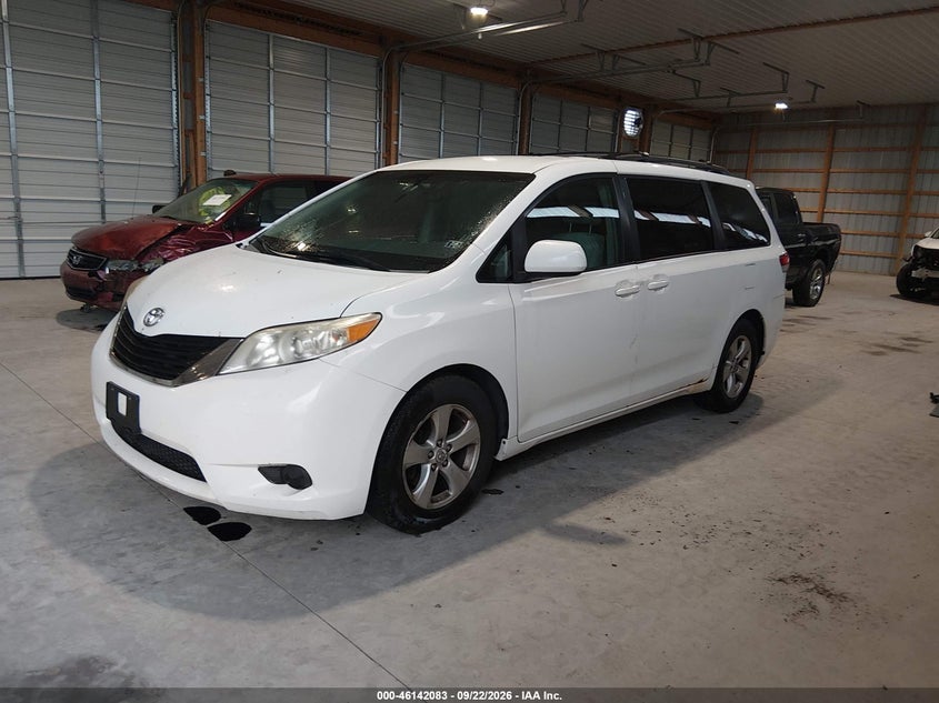 Vin: 5tdkk3dc1cs258263, lot: 46641817, toyota sienna le v6 8 passenger 20122