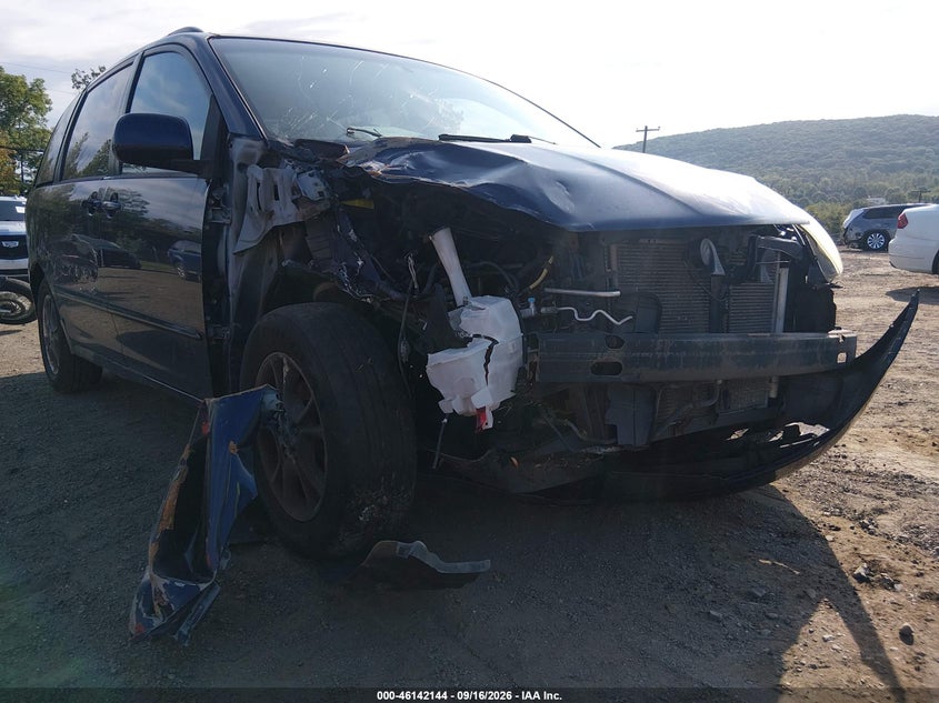 2006 TOYOTA SIENNA XLE · Photo 6