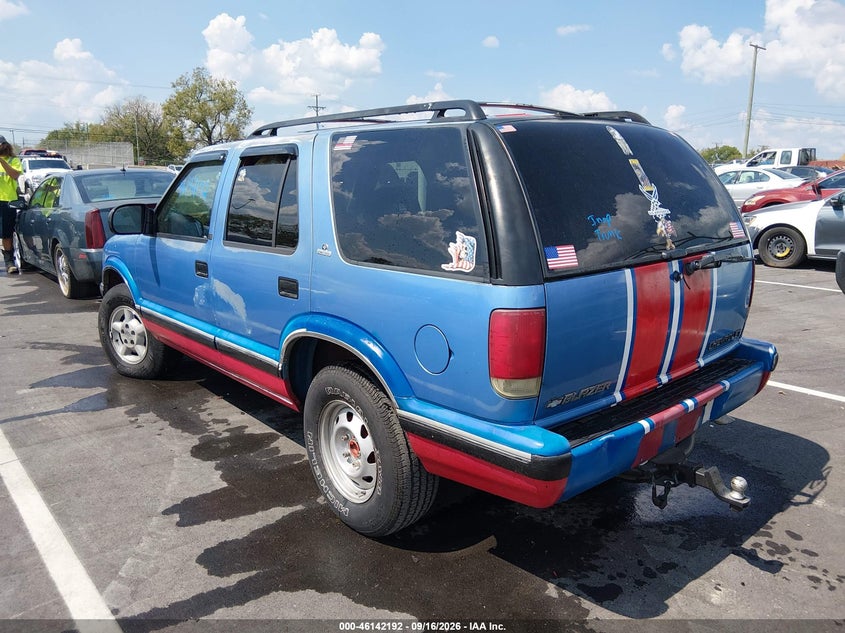 CHEVROLET BLAZER 1996 VIN 1GNDT13W8T2229444