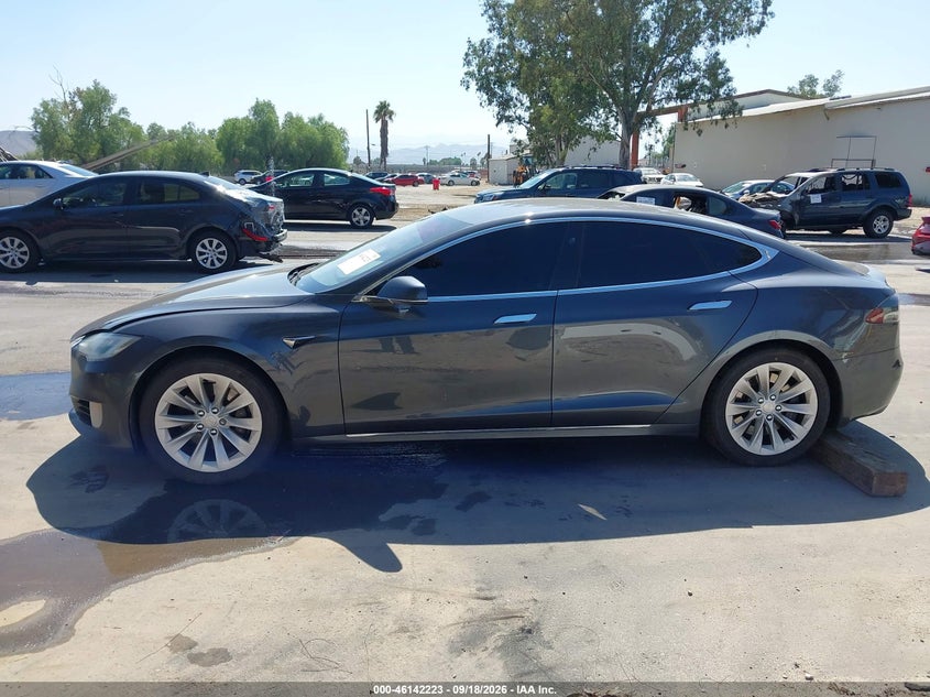 TESLA MODEL S 2017 VIN 5YJSA1E14HF194073