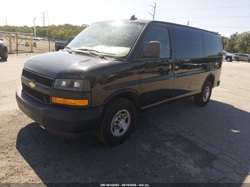 2018 Chevrolet Express, Звичайний знос, IAAI, VIN 1GCWGAFG9J1313883 — фото 2
