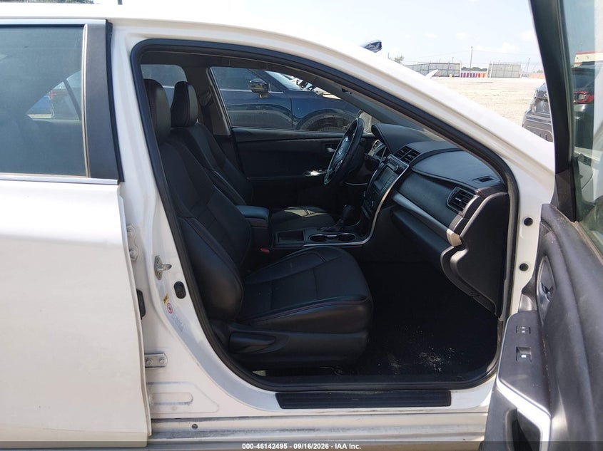 TOYOTA CAMRY - zdjęcie 5