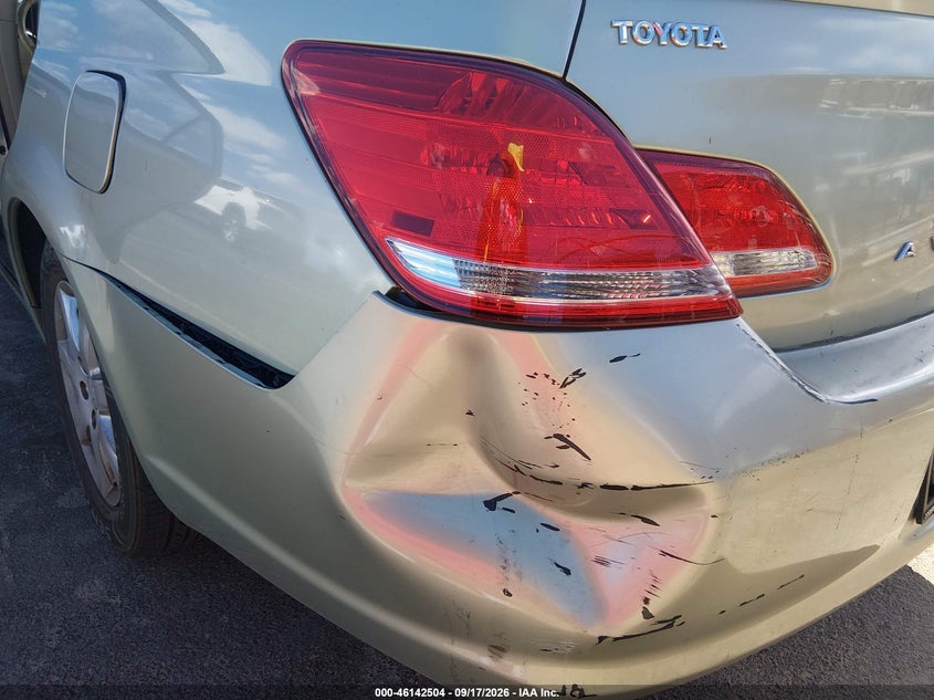 2006 TOYOTA AVALON auction photo 6
