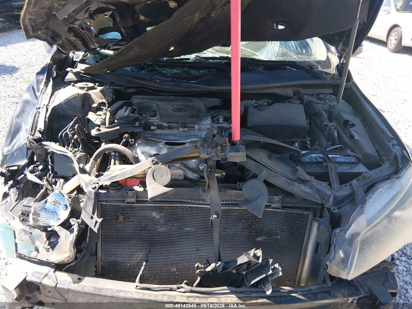 TOYOTA CAMRY - zdjęcie 10