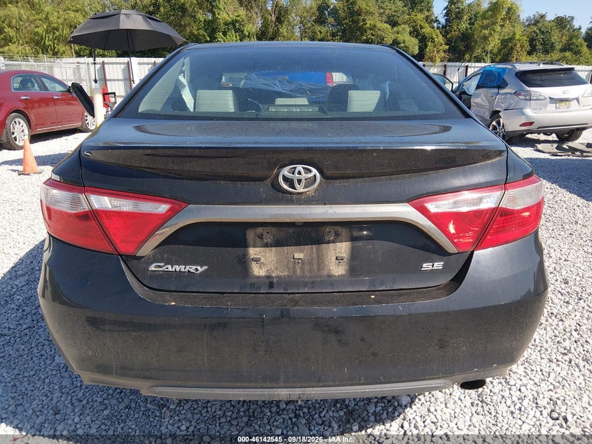 TOYOTA CAMRY - zdjęcie 16