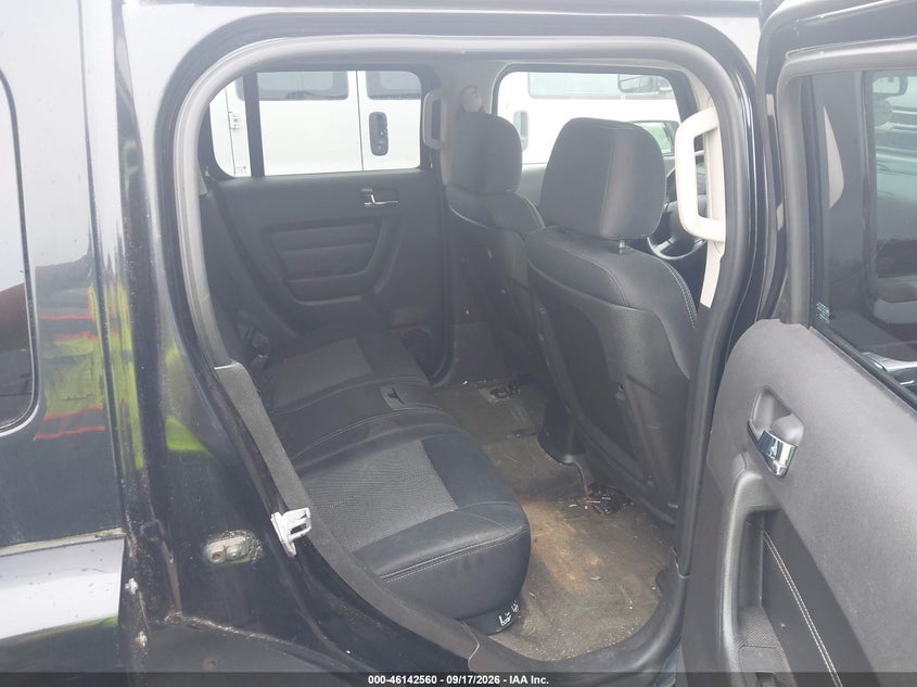 HUMMER H3 SUV 2007 VIN 5GTDN13E778229540