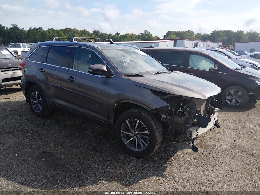 TOYOTA HIGHLANDER - zdjęcie 1