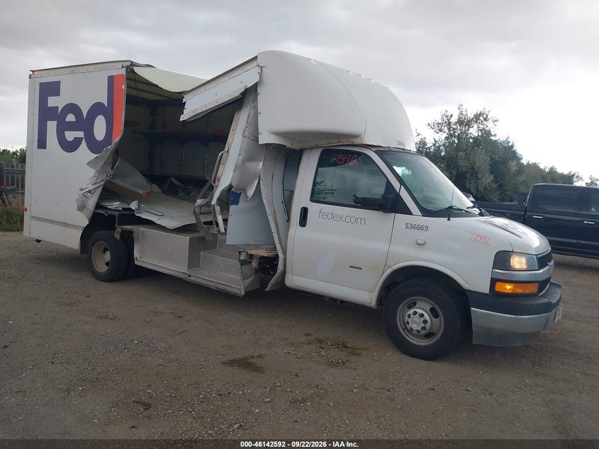 2022 CHEVROLET EXPRESS CUTAWAY WORK VAN