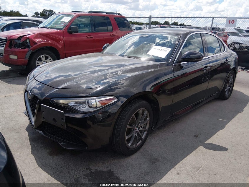 Vin: zarfaedn4j7563822, lot: 46642356, alfa romeo giulia awd 20182