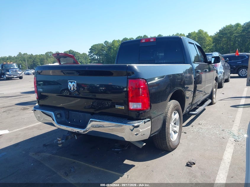 Vin: 1c6rr6gg7js324238, lot: 46642401, ram 1500 slt  4x2 6'4 box 20184