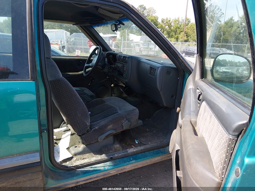 GMC SONOMA 1995 VIN 1GTDT19W4SK507321