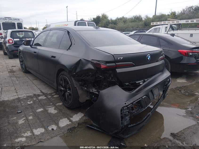 Vin: wby53ej07pcn64129, lot: 46642481, bmw i7 xdrive60 20233
