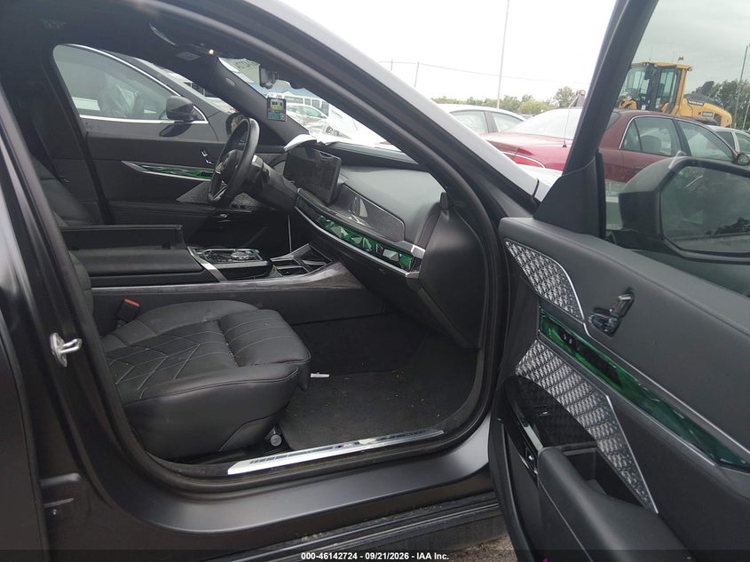 BMW I7 2023 VIN WBY53EJ07PCN64129