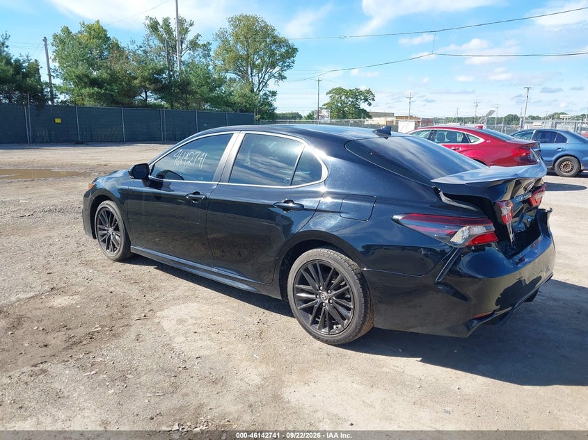 Vin: 4t1t11ak5mu603102, lot: 46642498, toyota camry se 20213