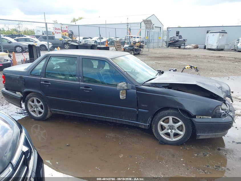 VOLVO S70 1998 VIN YV1LS567XW1519403