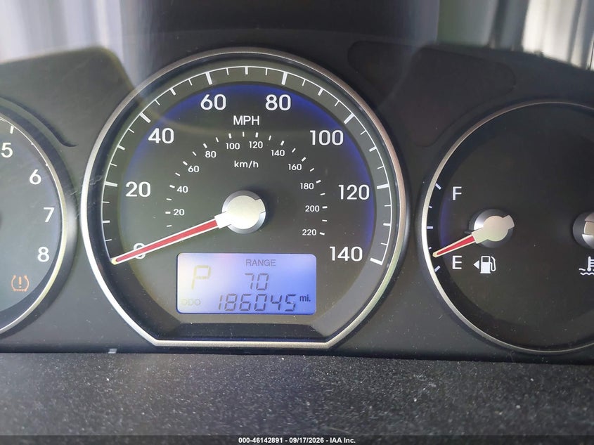 2010 HYUNDAI SANTA FE auction photo 7