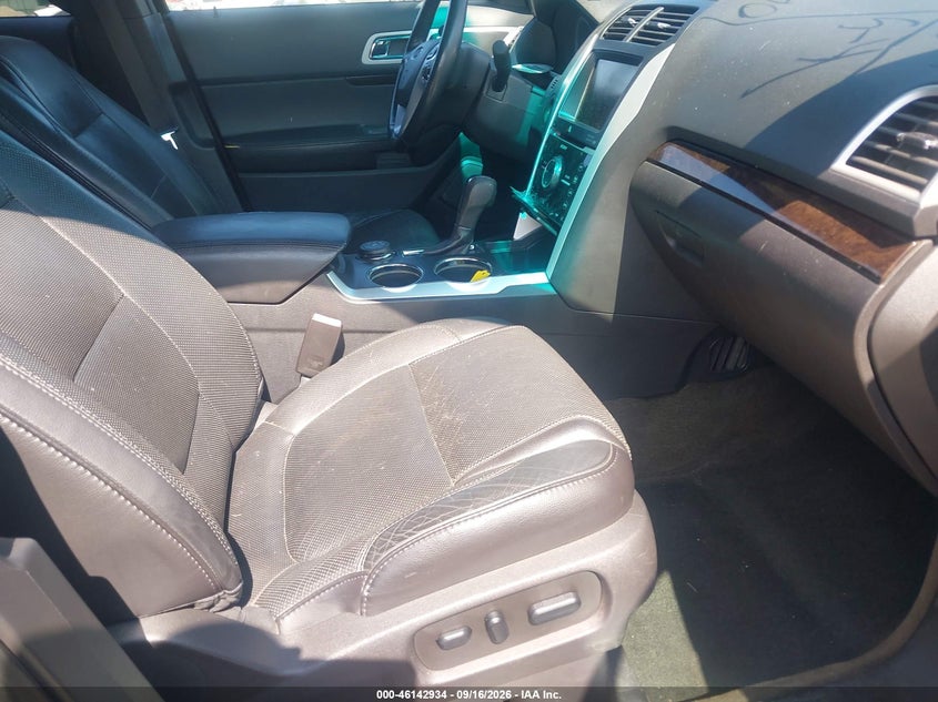 2013 FORD EXPLORER auction photo 5