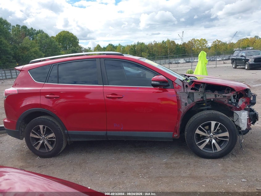 TOYOTA RAV4 - zdjęcie 13