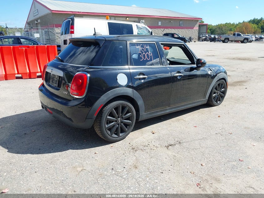 Vin: wmwxs5c57f2c63578, lot: 46642766, mini hardtop cooper 20154