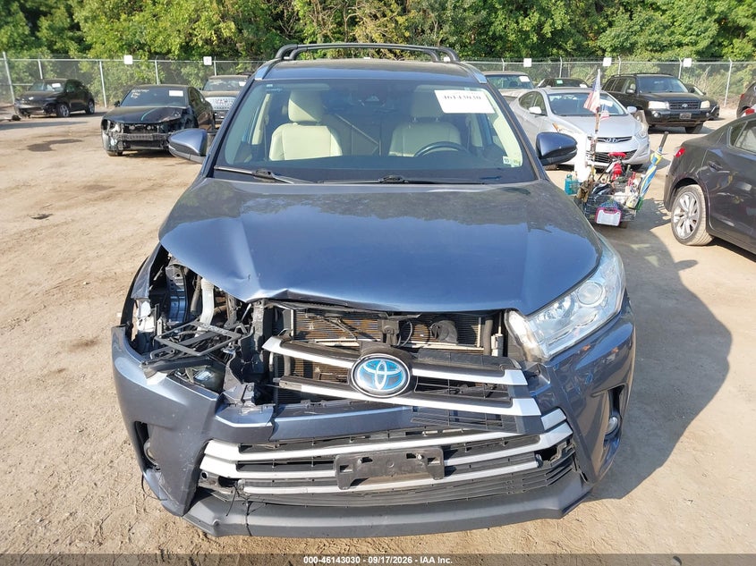 TOYOTA HIGHLANDER HYBRID - zdjęcie 12
